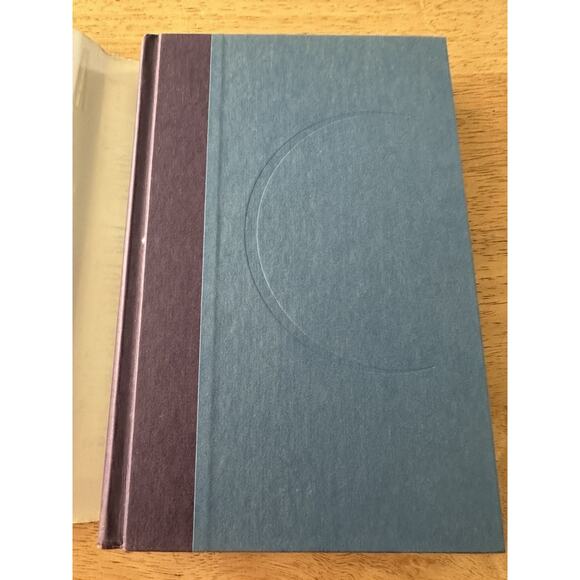 Anne McCaffrey 2 BKS The Dolphins Bell & The Tower and the Hive HC/DJ/1st ed VTG - Picture 13 of 13